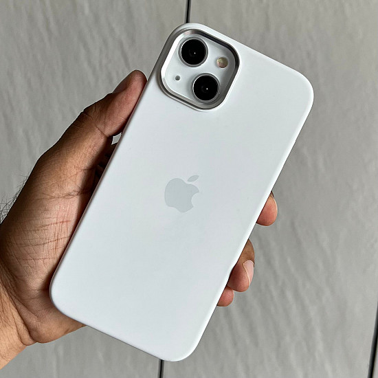 Silicon case with metal buttons for iPhone 11 white