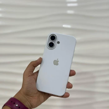 White Silicon Case For iPhone 16