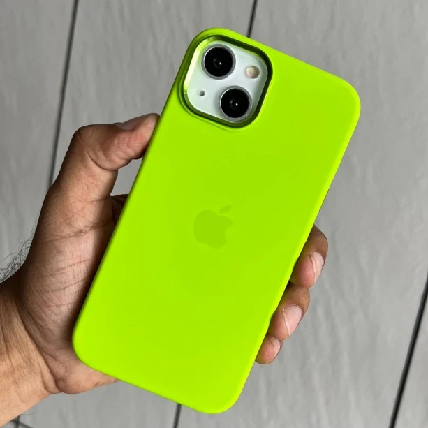 Silicon case with metal buttons for iPhone 11 sports green