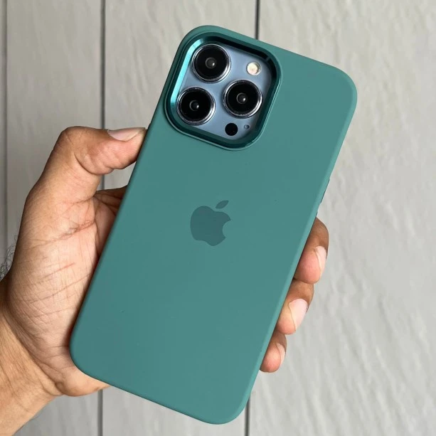 Silicon case with metal buttons for iPhone 13 Pro Max midnight green