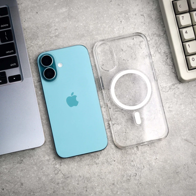 Anti Yellow Clear Case For iPhone 17 - MagSafe , Scratch Resistant